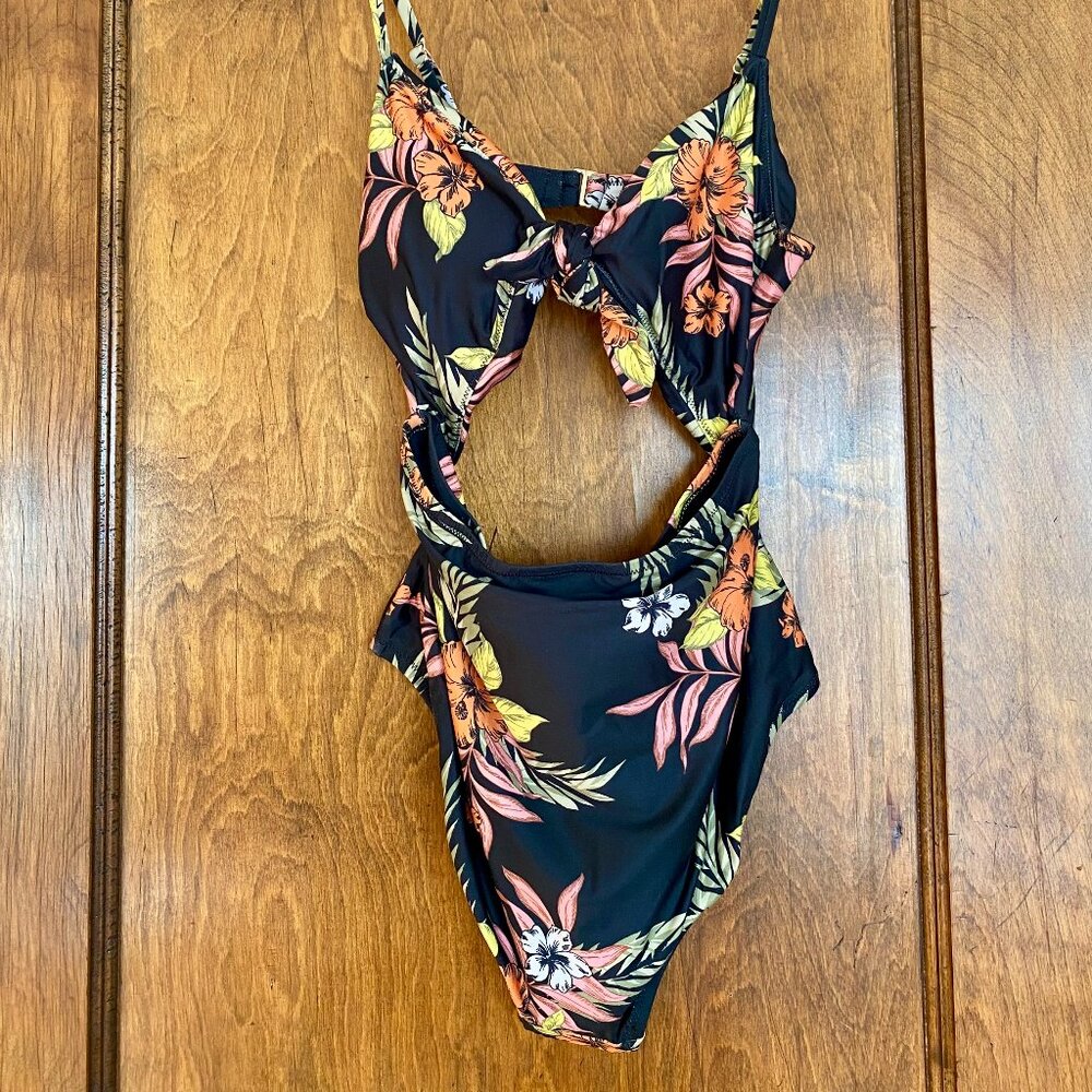 ModCloth Siena One-Piece Swimsuit Black Hibiscus Size Medium